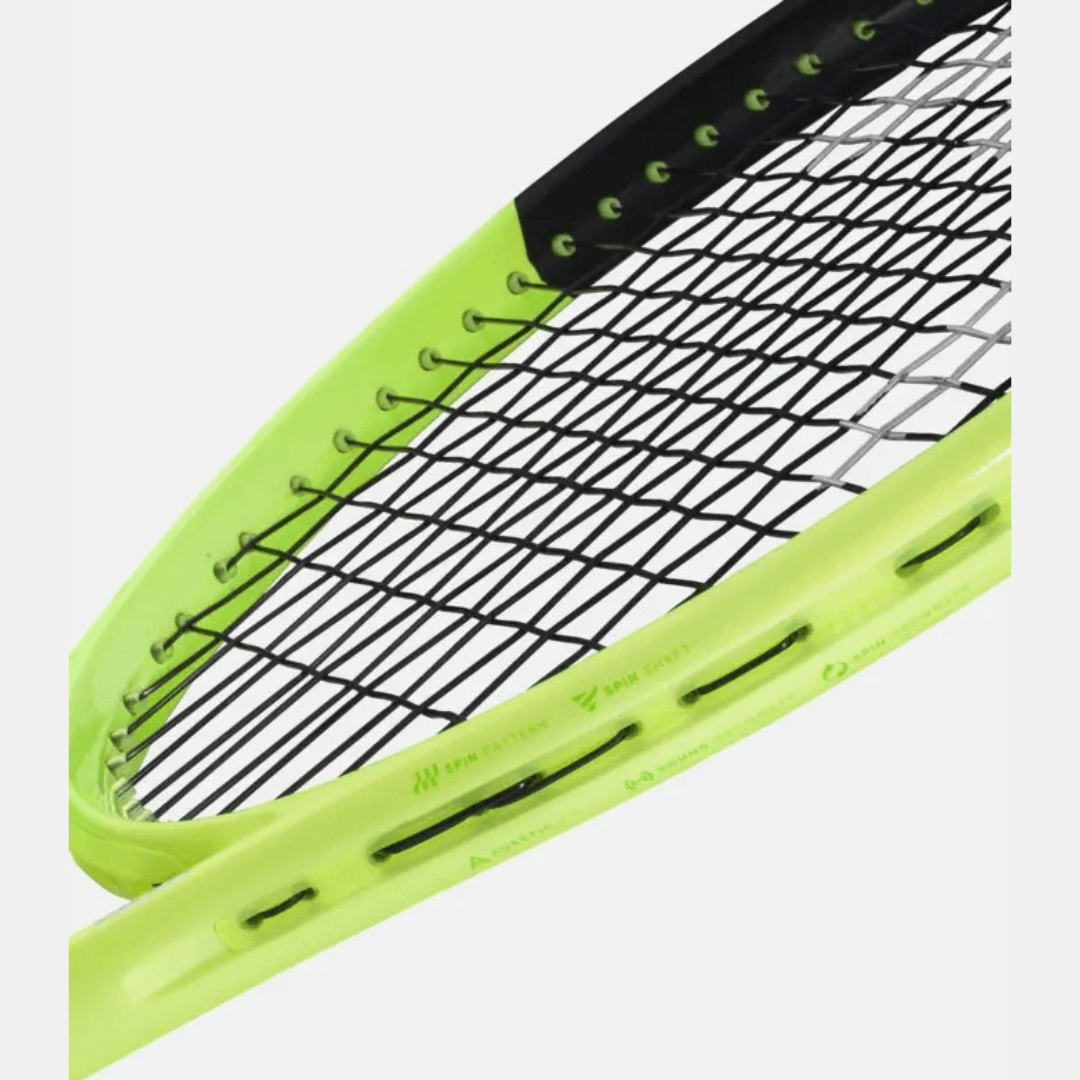 Head Extreme MP 2026 300g 16x19 tennis racket