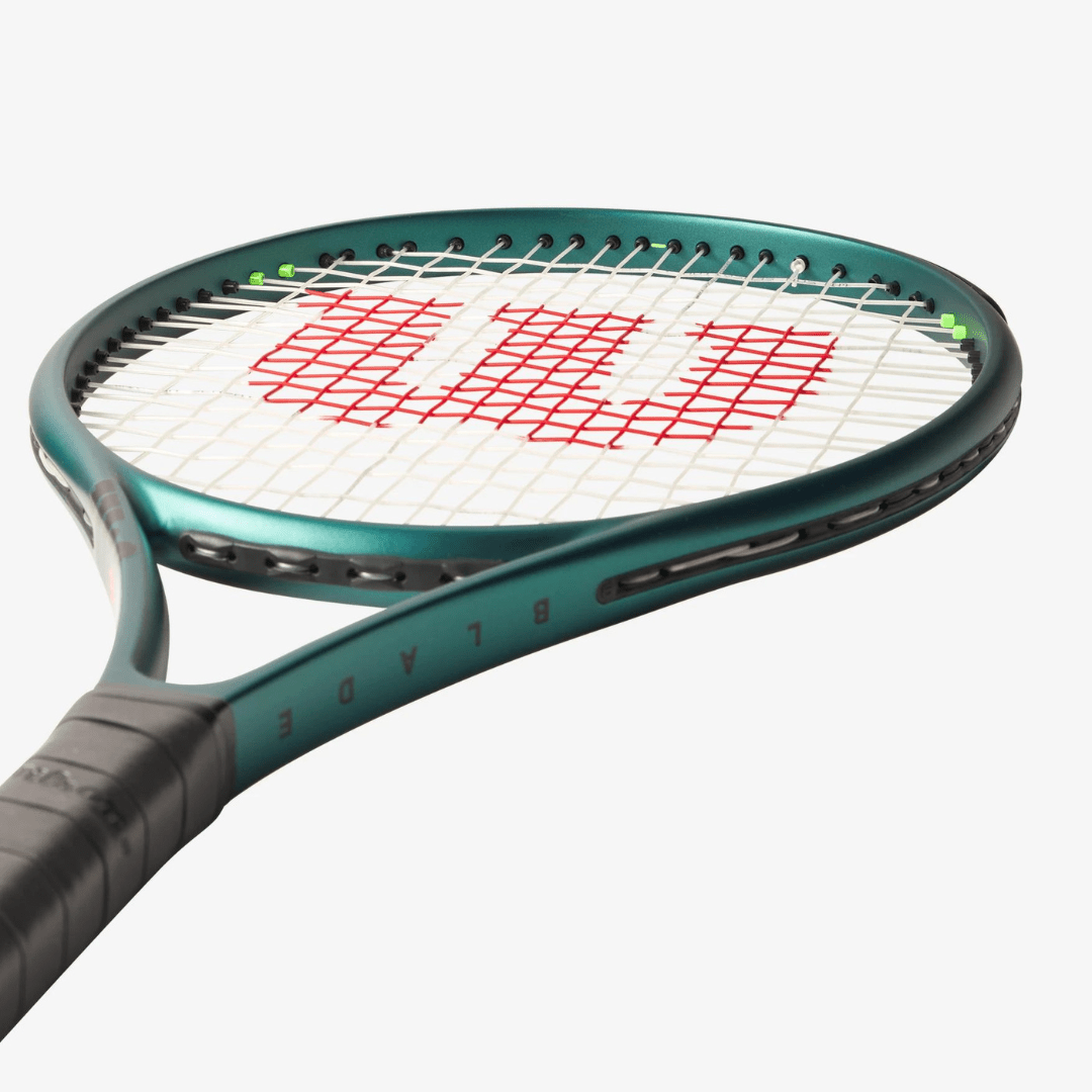 Wilson Blade 25 v9 245g (16x19) tennisketcher