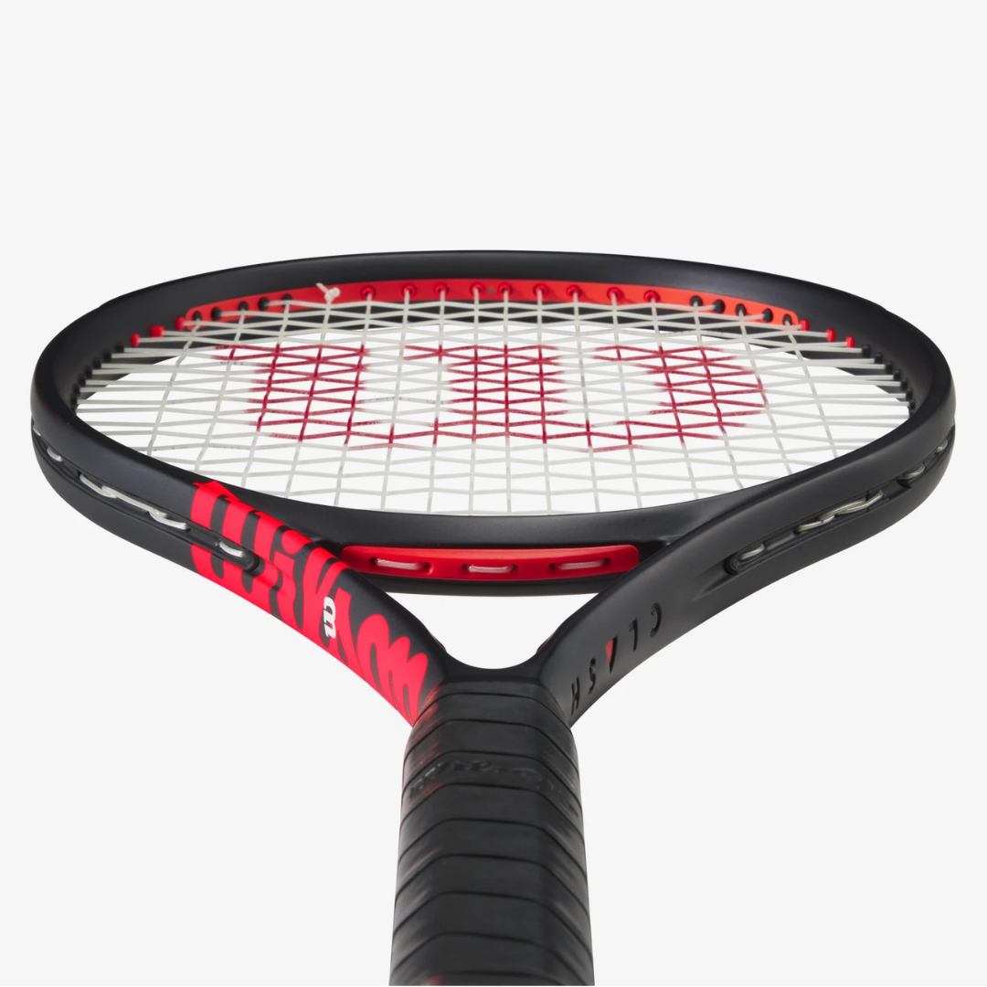 Wilson Clash 100 Pro v3 tennis racket